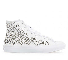 Load image into Gallery viewer, VANS | SK8-HI DECON (CUTOUT)| LEAVES/WHITE 101