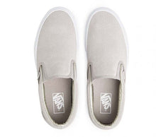 Load image into Gallery viewer, VANS | CLASSIC SLIP-ON (PERFORATED SUEDE) 101
