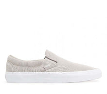 Load image into Gallery viewer, VANS | CLASSIC SLIP-ON (PERFORATED SUEDE) 101
